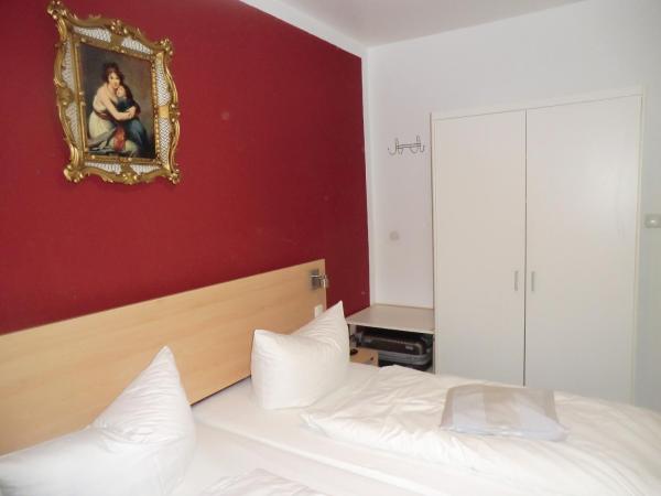 Hotel Pension Haydn : photo 1 de la chambre chambre double