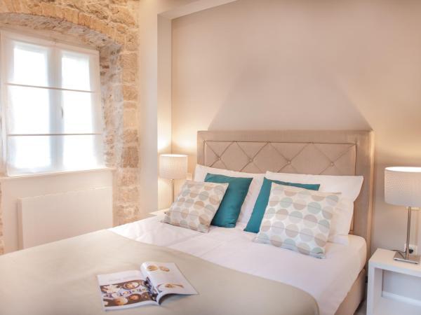 Hostel Scala : photo 4 de la chambre chambre double deluxe avec douche