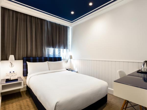 Radisson Blu Hotel, London Tottenham Court Road - formerly Kenilworth : photo 4 de la chambre chambre lits jumeaux/double standard