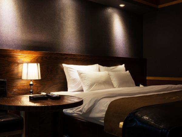 Hotel Leaders : photo 1 de la chambre deluxe double room (no parking allowed)