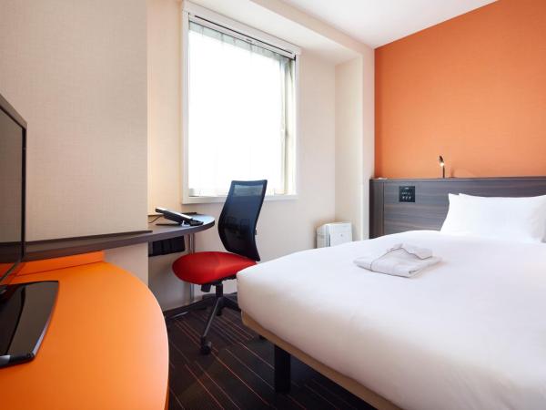 the b akasaka-mitsuke : photo 1 de la chambre chambre simple standard moderne - non-fumeurs