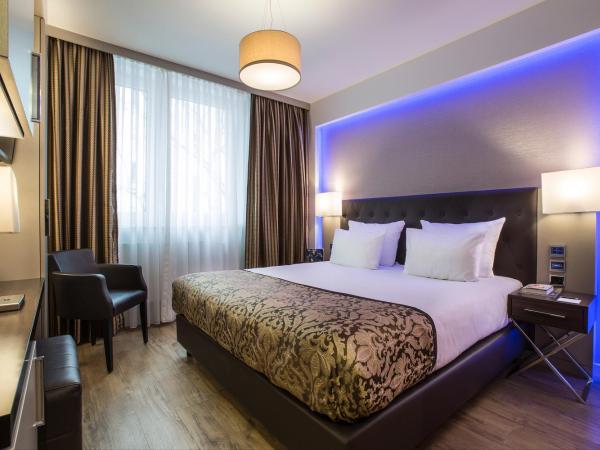 Axel TWO Berlin - Adults Only : photo 4 de la chambre chambre double supérieure