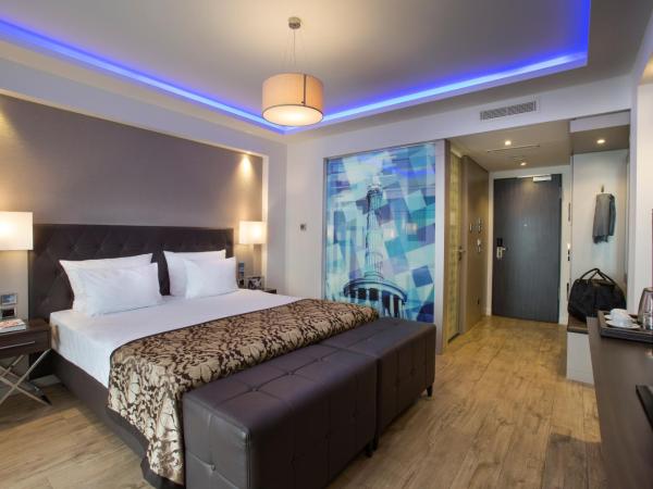 Axel TWO Berlin - Adults Only : photo 7 de la chambre suite junior