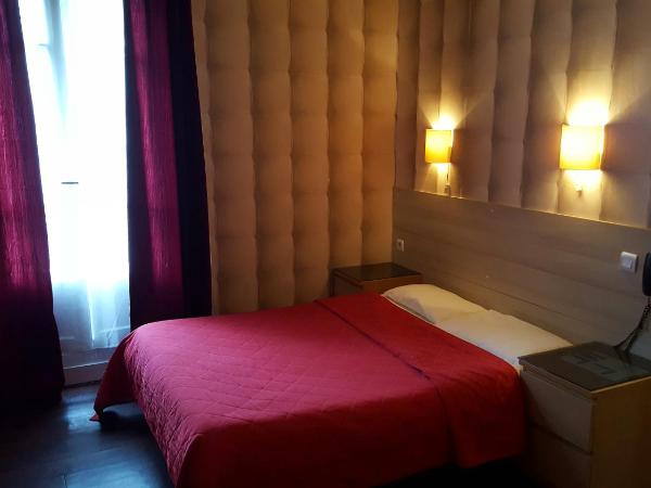 Hôtel Média : photo 2 de la chambre chambre simple avec salle de bains privative