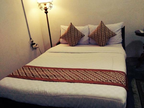 nDalem Natan Royal Heritage : photo 1 de la chambre chambre familiale