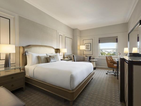 Fairmont Le Chateau Frontenac : photo 2 de la chambre chambre lit king-size fairmont gold - vue sur ville