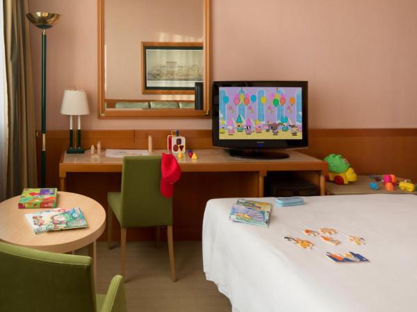 Starhotels President : photo 3 de la chambre chambre familiale (2 adultes et 2 enfants)