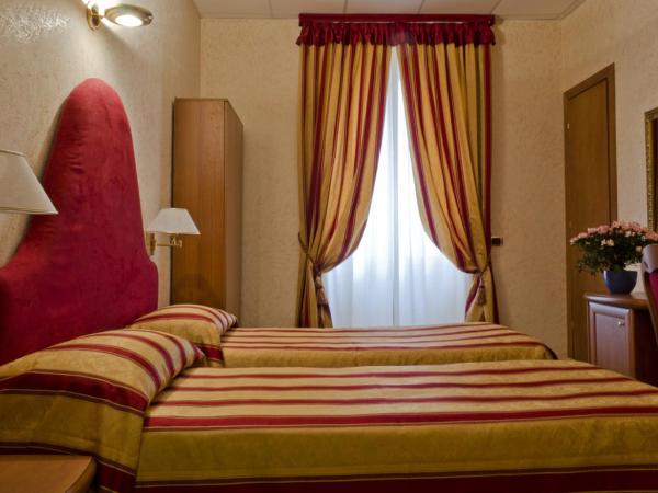 Hotel Brignole : photo 7 de la chambre chambre lits jumeaux