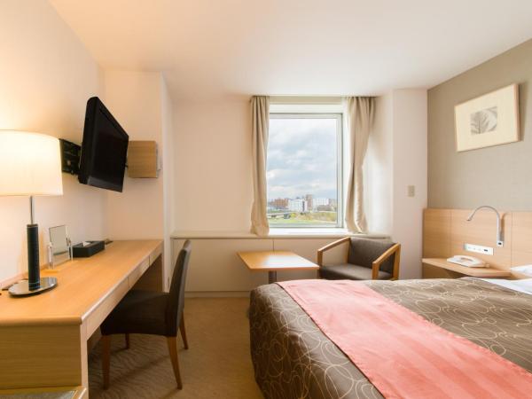 Sapporo Park Hotel : photo 2 de la chambre chambre double avec petit lit double - fumeurs