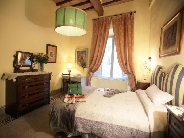 B&B Le Aquile : photo 4 de la chambre chambre double ou lits jumeaux avec salle de bains privative externe