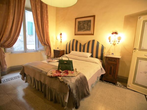 B&B Le Aquile : photo 3 de la chambre chambre double ou lits jumeaux avec salle de bains privative externe