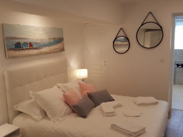 Le Castel Guesthouse : photo 7 de la chambre maison de ville 3 chambres