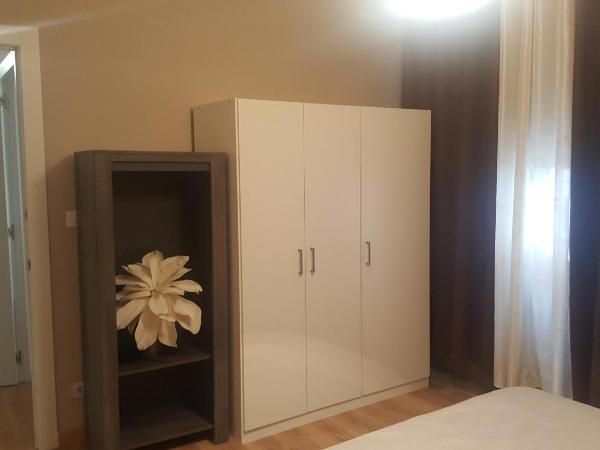 Pension Yna Holiday : photo 10 de la chambre chambre double standard avec salle de bains commune