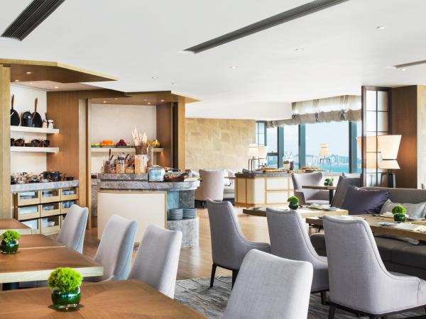 Kerry Hotel, Hong Kong : photo 5 de la chambre chambre lit king-size club - vue sur ville