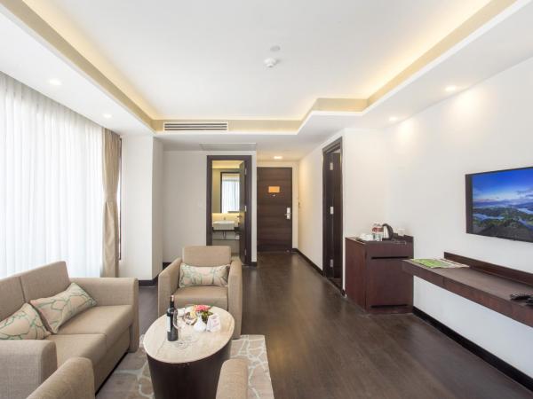 Hotel Mulberry : photo 8 de la chambre suite affaires