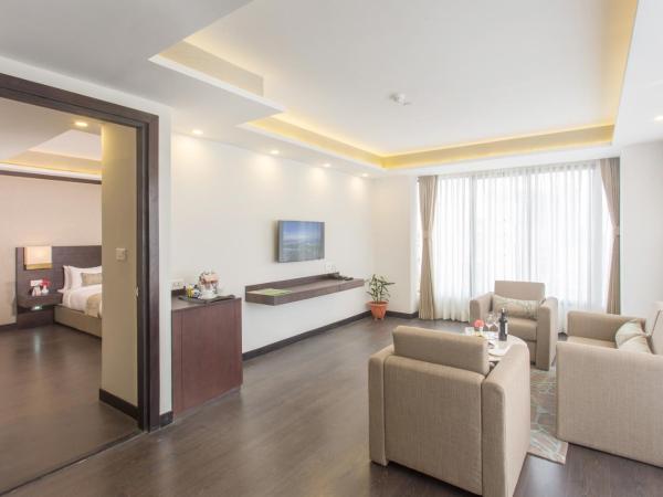 Hotel Mulberry : photo 3 de la chambre suite affaires