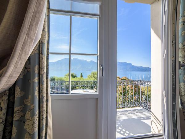 Grand Hotel du Lac - Relais & Châteaux : photo 1 de la chambre chambre deluxe - vue sur lac
