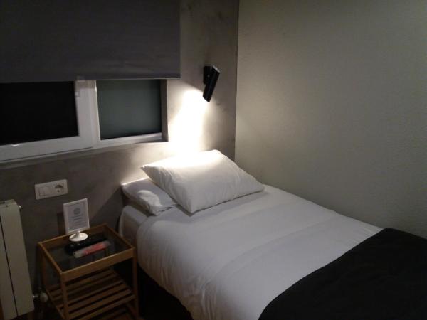 Pensión Don Claudio : photo 3 de la chambre chambre simple avec salle de bains commune
