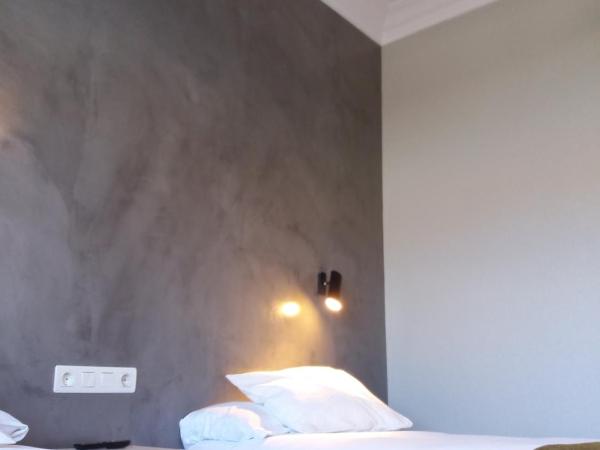 Pensión Don Claudio : photo 1 de la chambre chambre lits jumeaux avec salle de bains commune