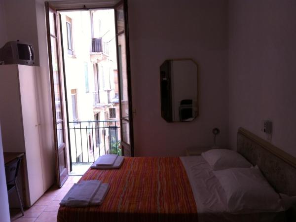 Hotel Gambara : photo 3 de la chambre chambre double