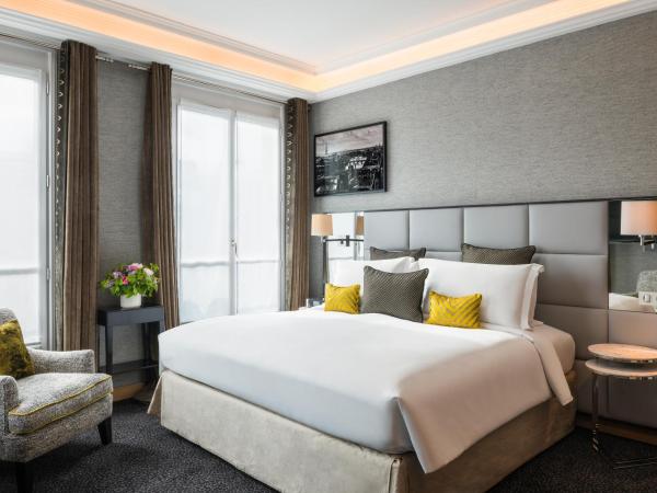 Sofitel Paris Baltimore Tour Eiffel : photo 4 de la chambre suite junior avec lit king-size