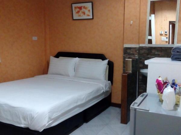 Decordo Hostel : photo 3 de la chambre chambre double acceptant les animaux