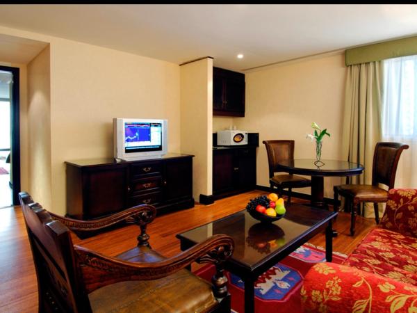 Arabian Courtyard Hotel & Spa : photo 7 de la chambre suite 1 chambre