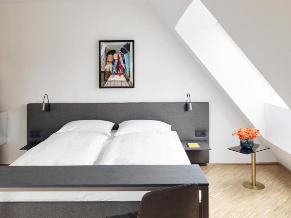 Lendhotel : photo 6 de la chambre chambre double deluxe avec balcon