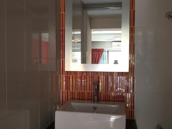 Shanghai Guesthouse : photo 5 de la chambre chambre double avec balcon