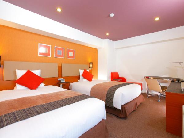 HOTEL MYSTAYS Fukuoka Tenjin Minami : photo 1 de la chambre chambre lits jumeaux de luxe avec kitchenette et balcon - non-fumeurs