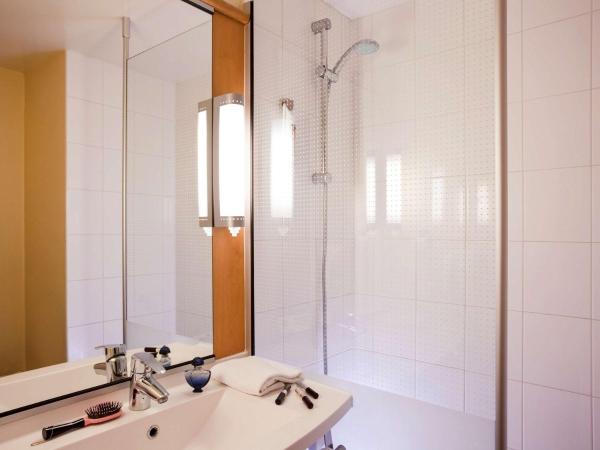 Ibis Provins : photo 3 de la chambre chambre lits jumeaux/double standard