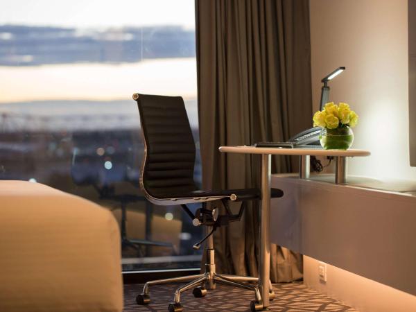Pullman Sydney Airport : photo 3 de la chambre chambre exécutive lit king-size de luxe - Étage supérieur