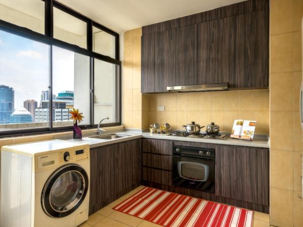 Far East Plaza Residences by Far East Hospitality : photo 2 de la chambre three-bedroom superior family apartment