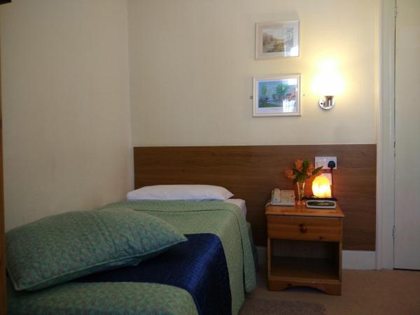 River Hotel : photo 1 de la chambre chambre simple basique avec salle de bains