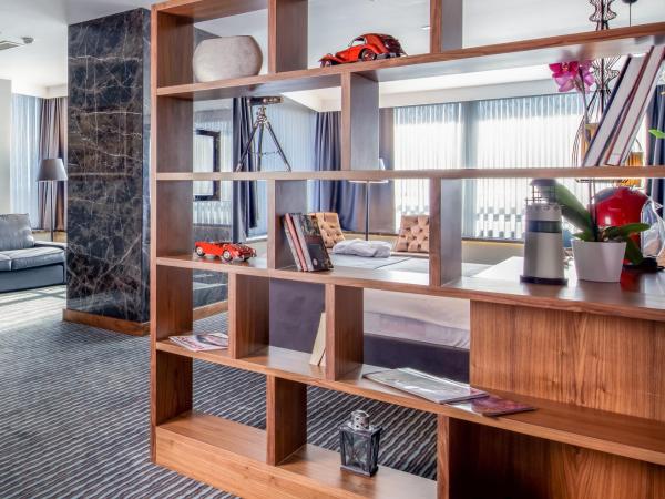 Volley Hotel Istanbul : photo 6 de la chambre suite lit king-size