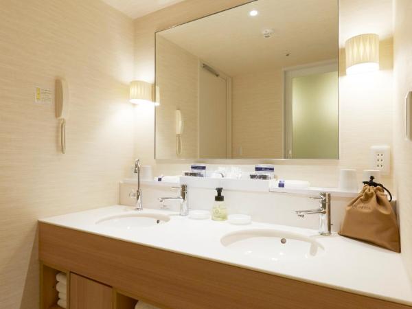 Keio Plaza Hotel Sapporo : photo 2 de la chambre chambre quadruple confort - non-fumeurs