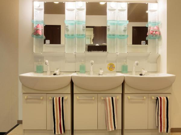 Kyoto Hana Hostel : photo 4 de la chambre lit dans dortoir mixte de 8 lits (réservé aux adultes)