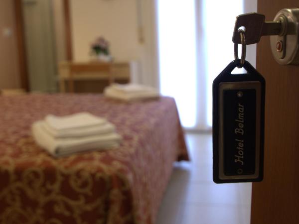 Hotel Belmar : photo 9 de la chambre chambre double ou lits jumeaux
