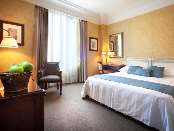 Mercure Catania Excelsior : photo 2 de la chambre chambre double supérieure avec balcon