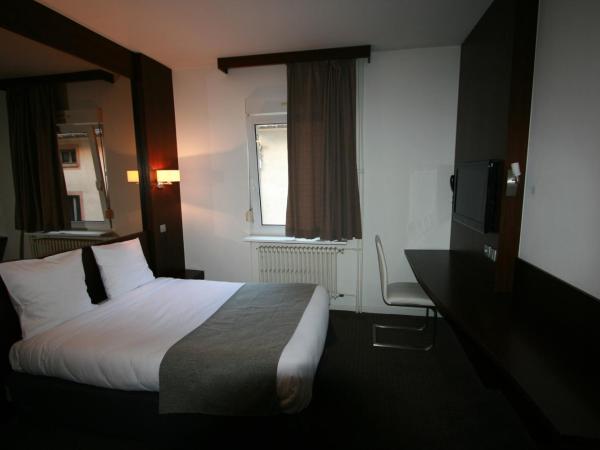 Hotel des Tonneliers : photo 5 de la chambre chambre double avec douche
