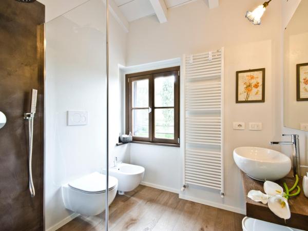 Relais Villa Ambrosetti : photo 3 de la chambre chambre double avec salle de bains privative