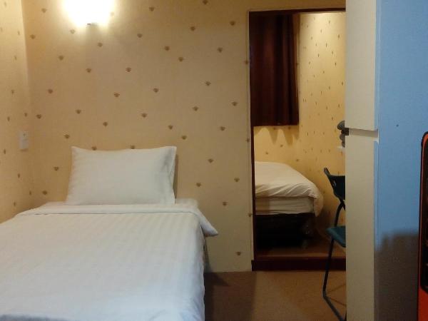 Decordo Hostel : photo 5 de la chambre chambre familiale standard