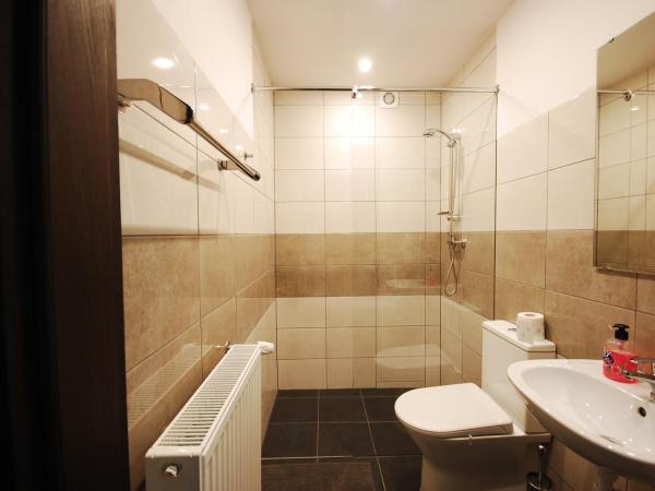 Hipnotic B&B : photo 1 de la chambre chambre simple avec salle de bains