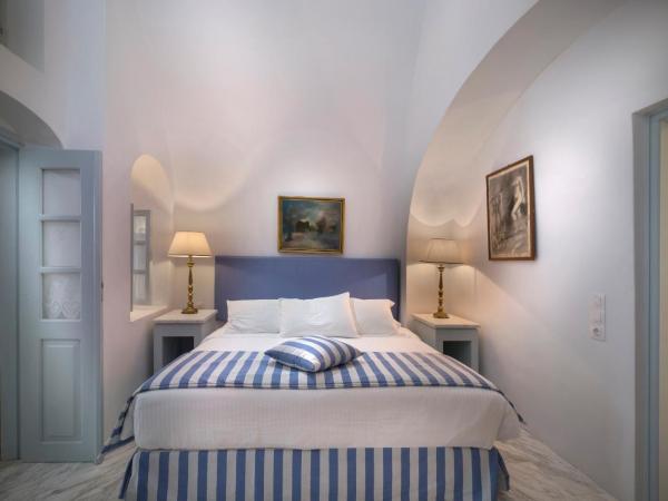 Aigialos Luxury Traditional Settlement : photo 4 de la chambre suite de l'ambassadeur - coucher de soleil