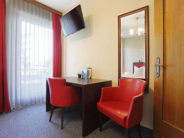 Alpen.Adria.Stadthotel : photo 1 de la chambre chambre double avec balcon