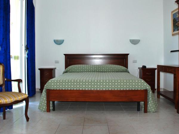 Guest House Sea Rooms Alghero : photo 3 de la chambre chambre triple
