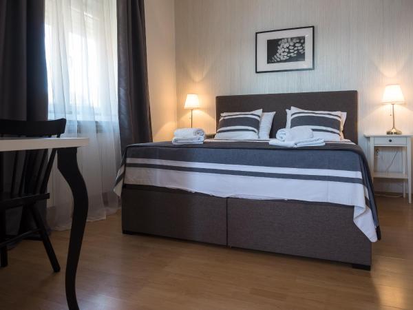 Apartments Nino 1 : photo 1 de la chambre studio - vue sur mer