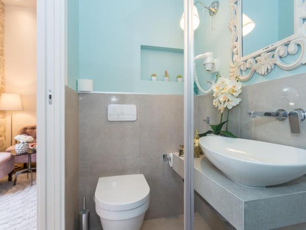 Apartment and Rooms Stay : photo 9 de la chambre chambre double deluxe