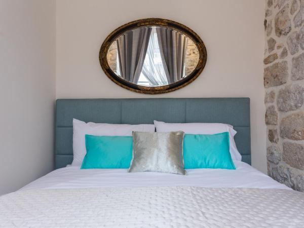 Apartment and Rooms Stay : photo 8 de la chambre chambre double deluxe