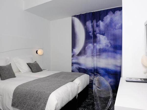 Kyriad Prestige Perpignan Centre del Mon : photo 1 de la chambre chambre double standard